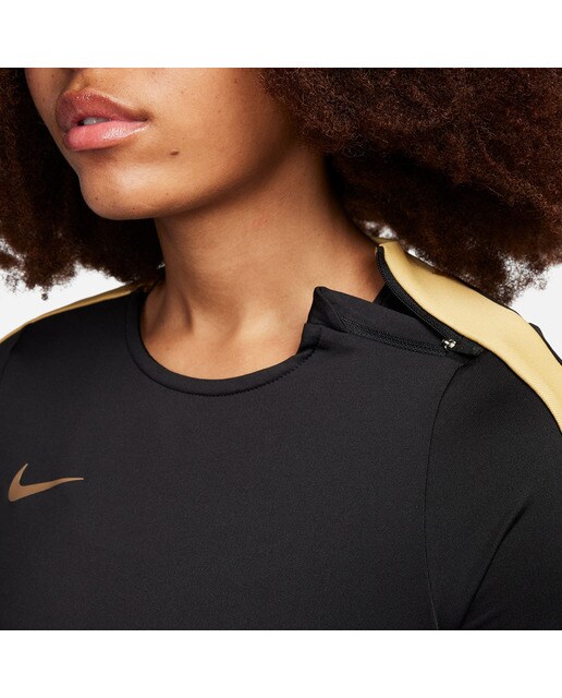 T-Shirt Strike Nike Preto-4