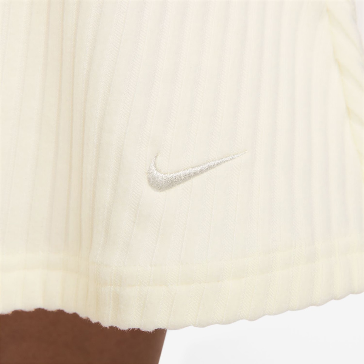 Saia de Mulher Sportswear Chill Rib Branco-6