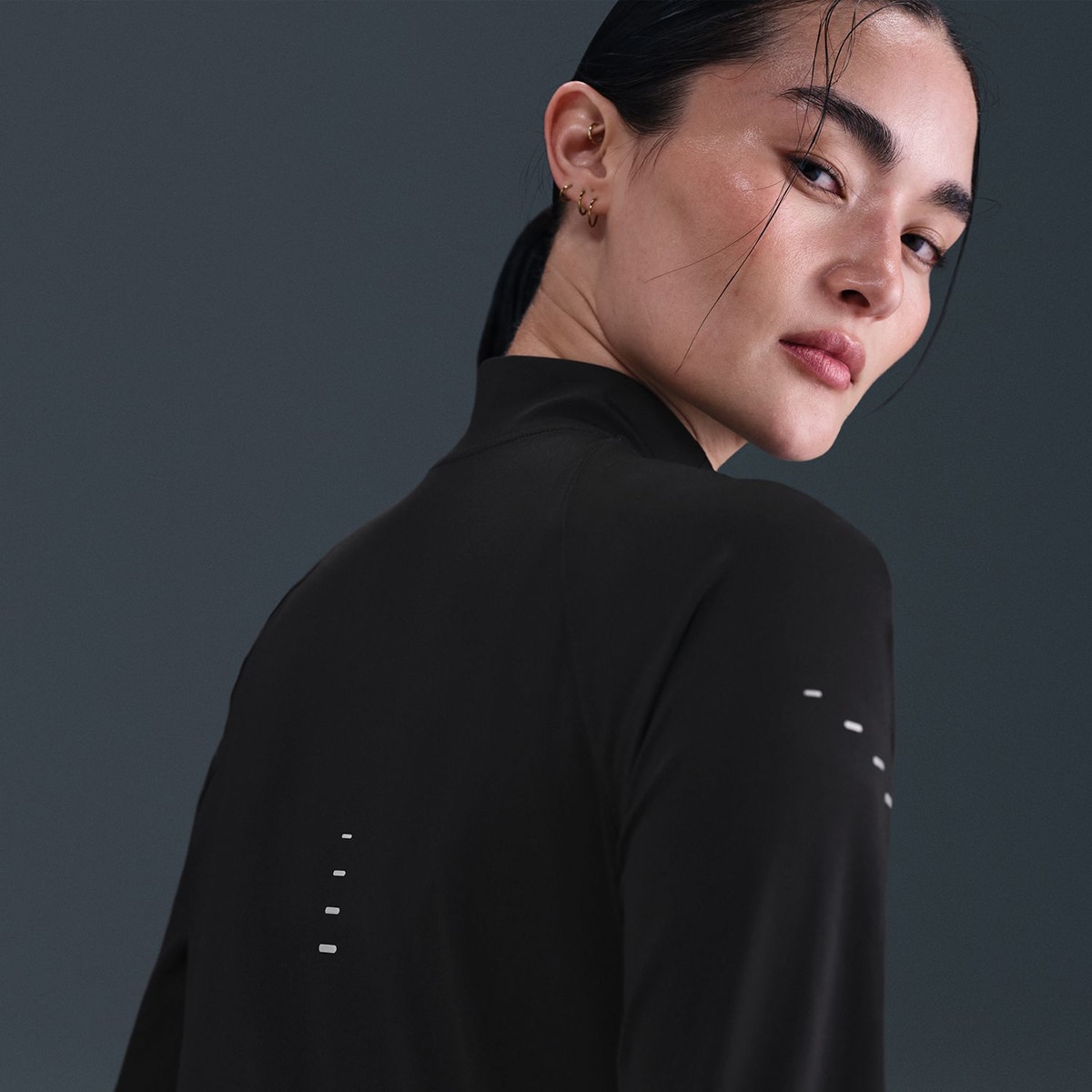 T-shirt de Mulher Swift Preto-5