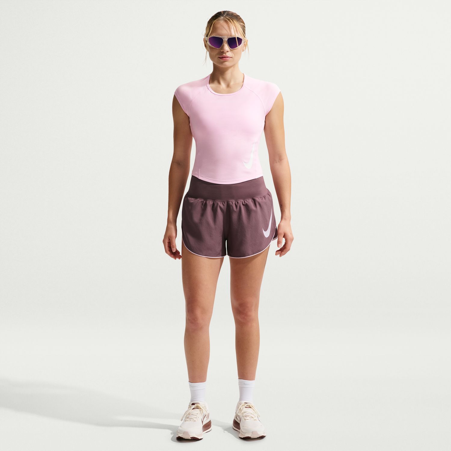 T-shirt Swoosh Run Rosa-3
