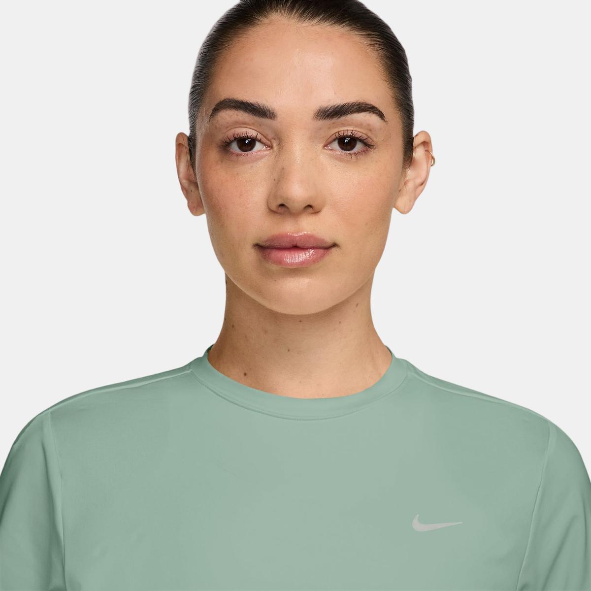 T-shirt de Running de Mulher W NK SWIFT DF SS Top Preto-3