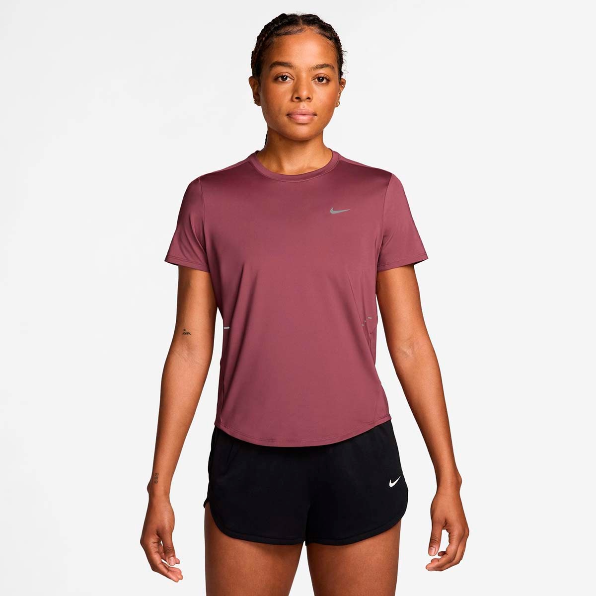 Nike - Camiseta de mujer W Nk Swift DF Top SS Stndrd Nike.