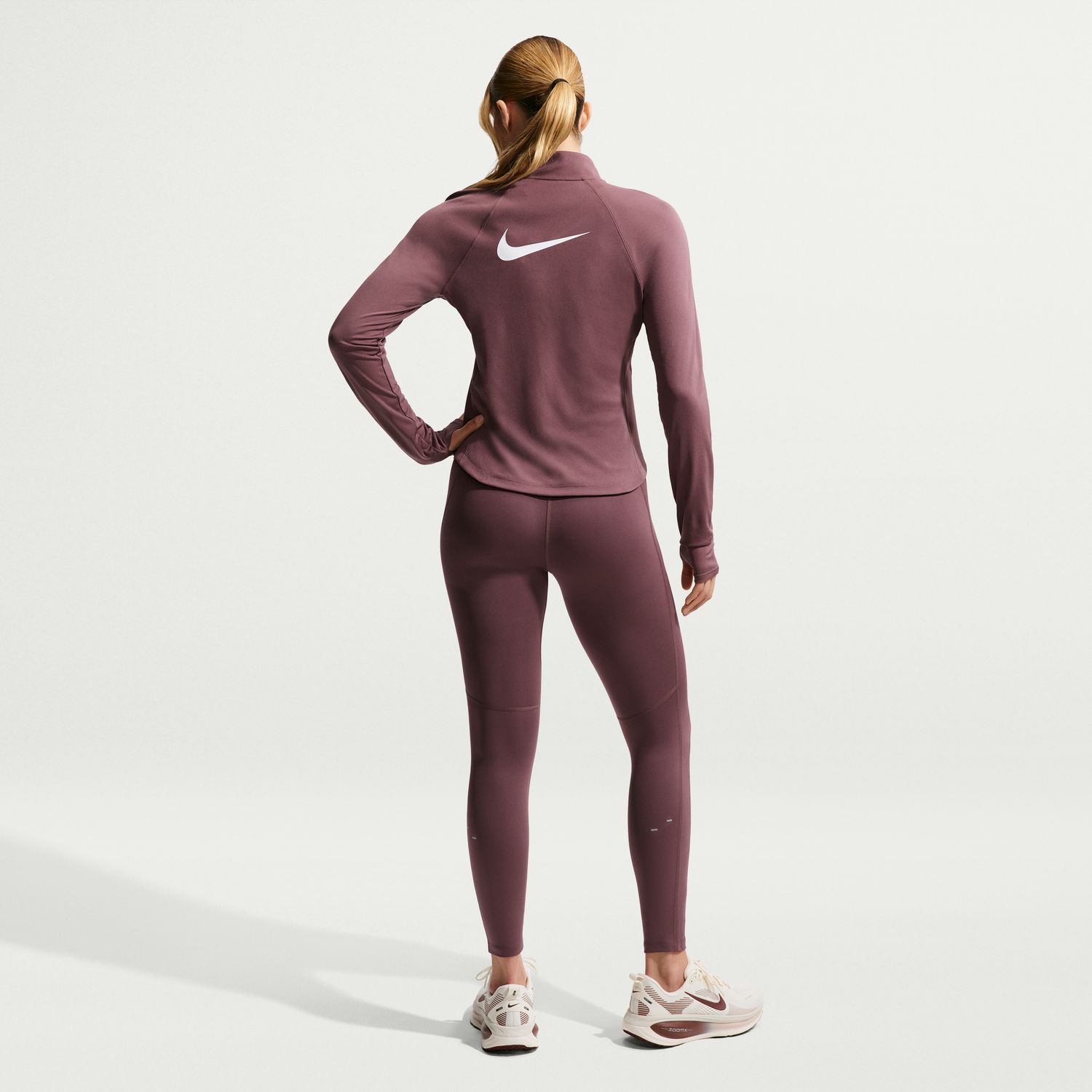 Leggings de Mulher Tempo Swoosh Run Roxo-2