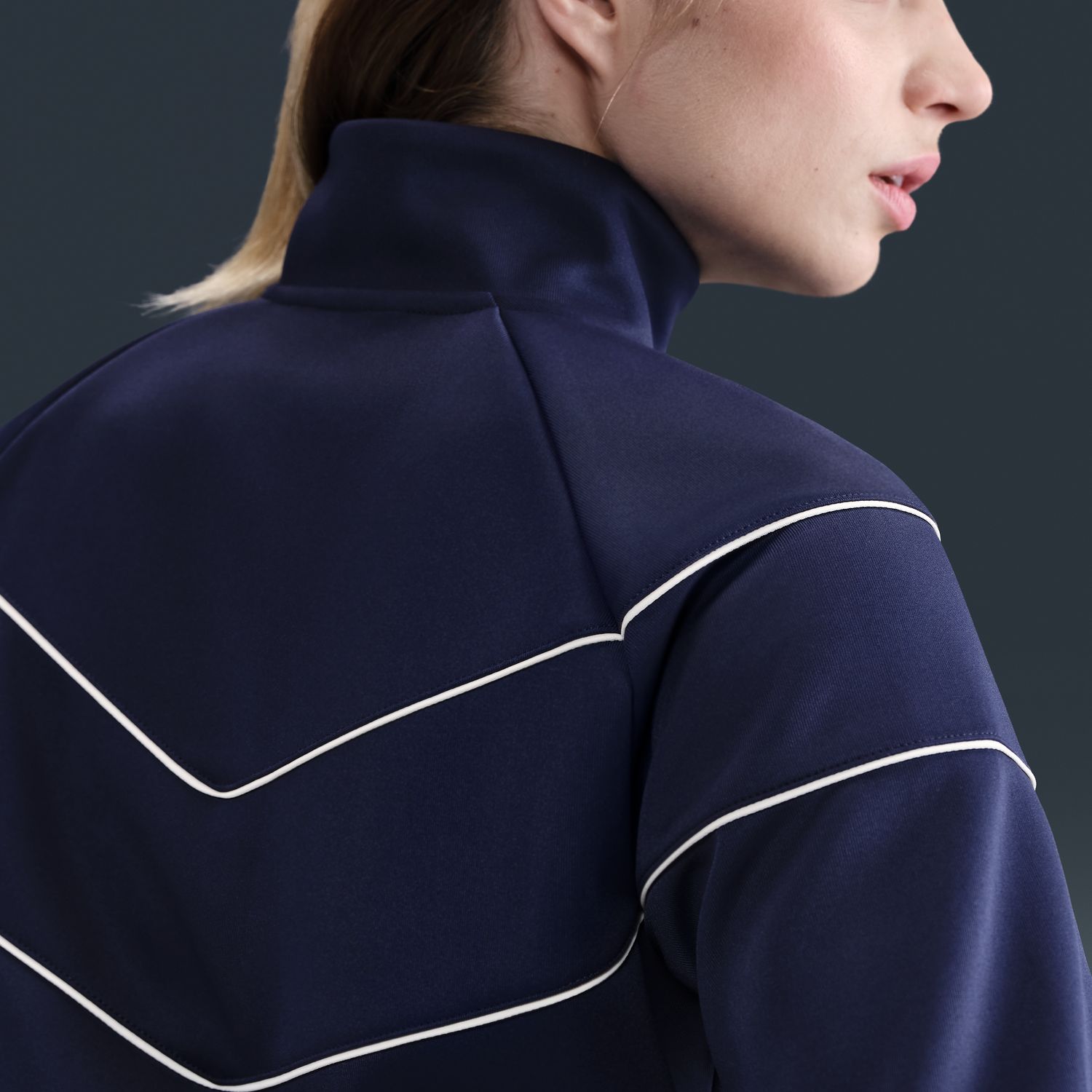 Sweatshirt de Mulher Sportswear Windrunner Azul-marinho-7