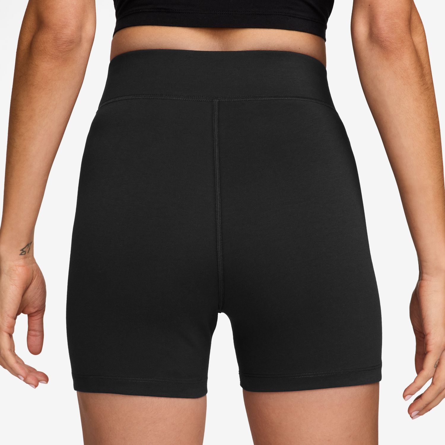 Imagen 2 de Malla corta de mujer W Sportswear Classic HR 5In Short Lbr Nike - Negro Negro