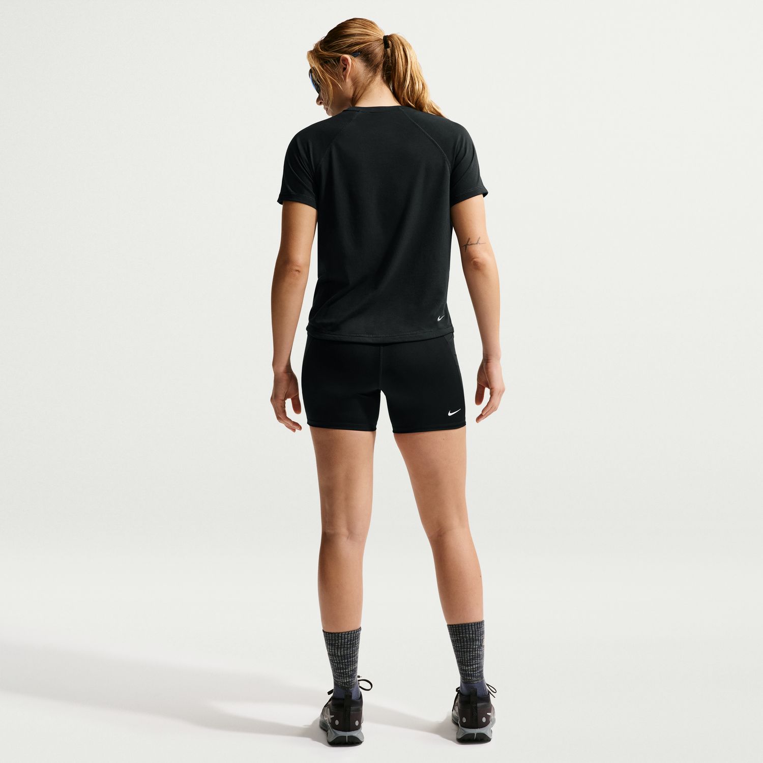Leggings Tipo Calções de Mulher W ACG Trail DF HR 4In Preto-2