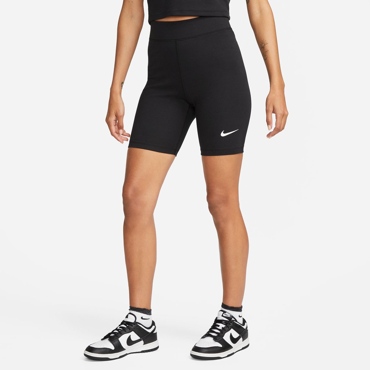 Imagem 0 de Leggings de Mulher Sportswear Classic 8'' Short