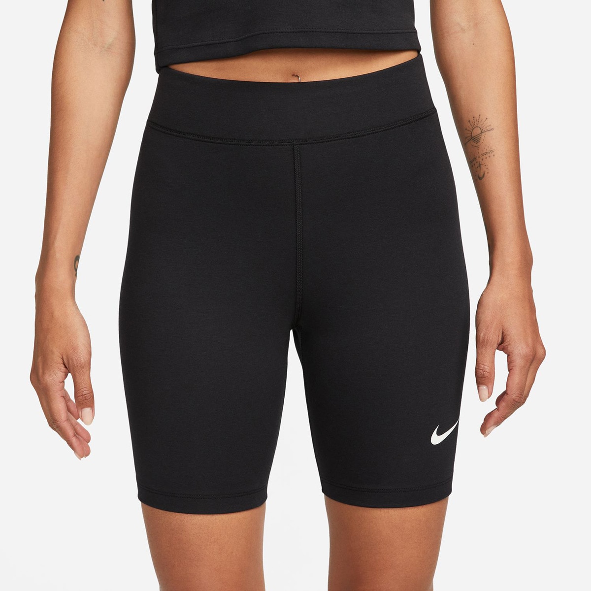 Leggings de Mulher Sportswear Classic 8'' Short Preto-3