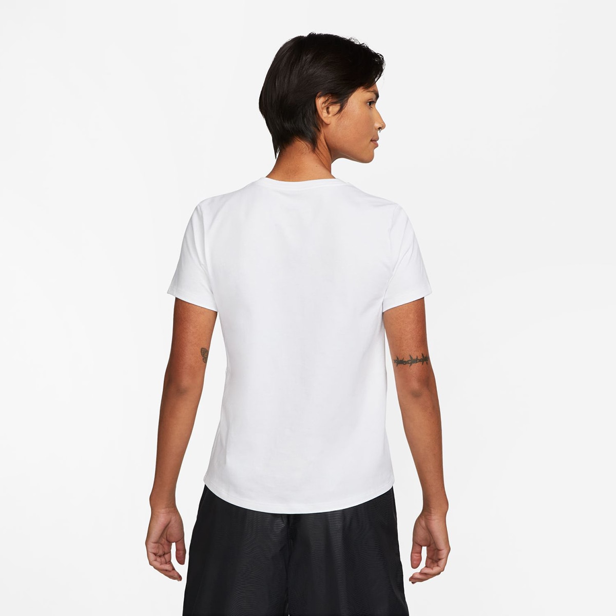 Camiseta de mujer W Nsw Club SS Tee Icn Ftra Nike - Blanco / Negro Blanco / Negro-2