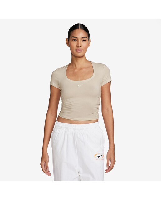 Camiseta de mujer Sportswear Chill Knit Nike