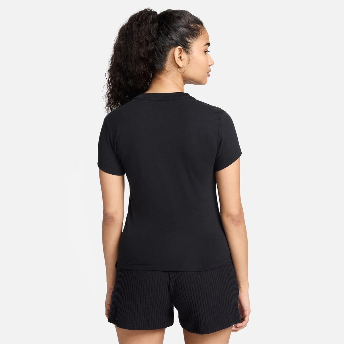 T-shirt de Mulher Sportswear Chill Knit Crop Preto-2