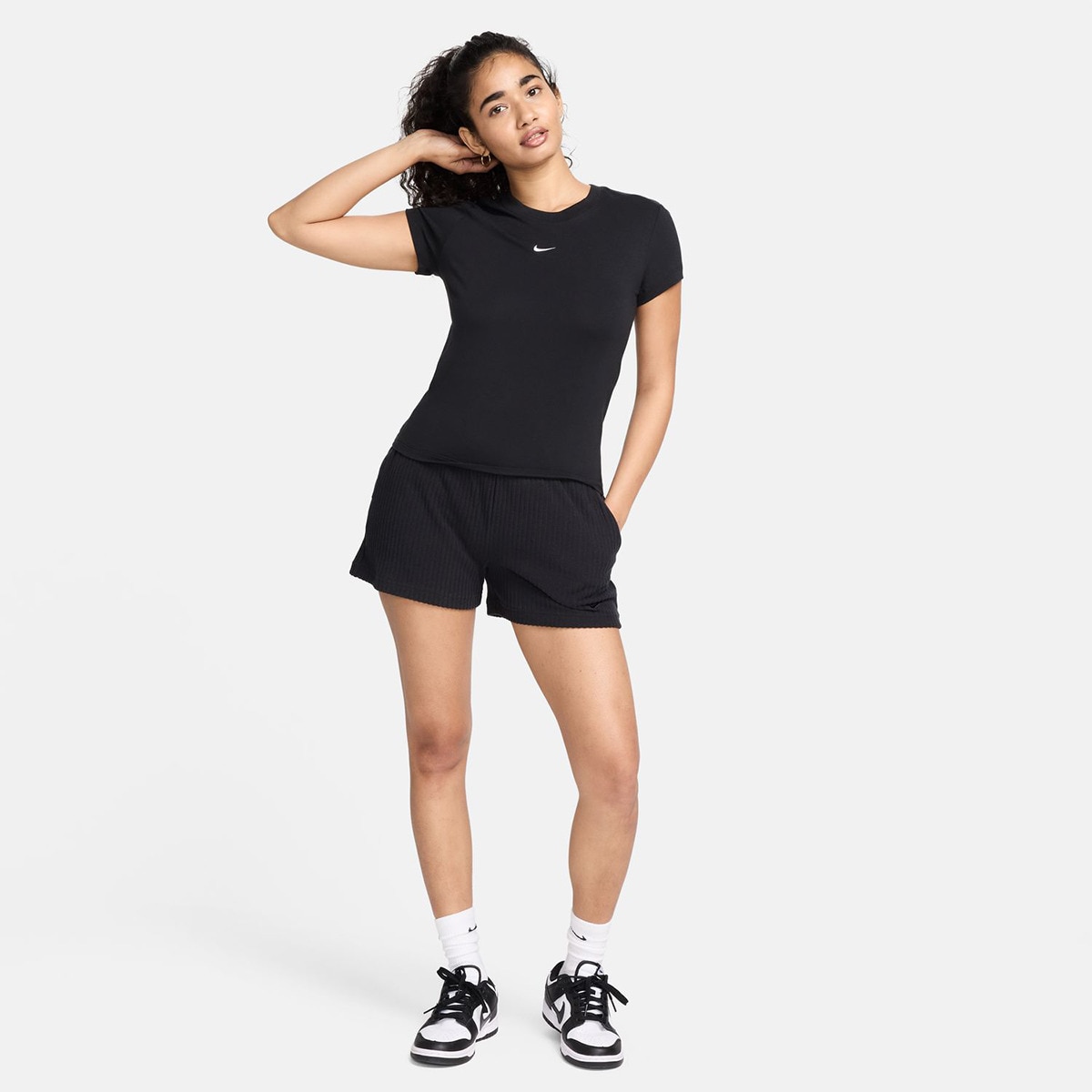 T-shirt de Mulher Sportswear Chill Knit Crop Preto-3
