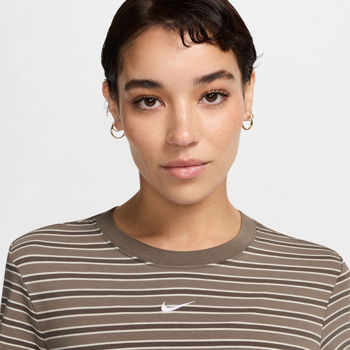 T-shirt de Mulher Sportswear Chill Knit Castanho-3