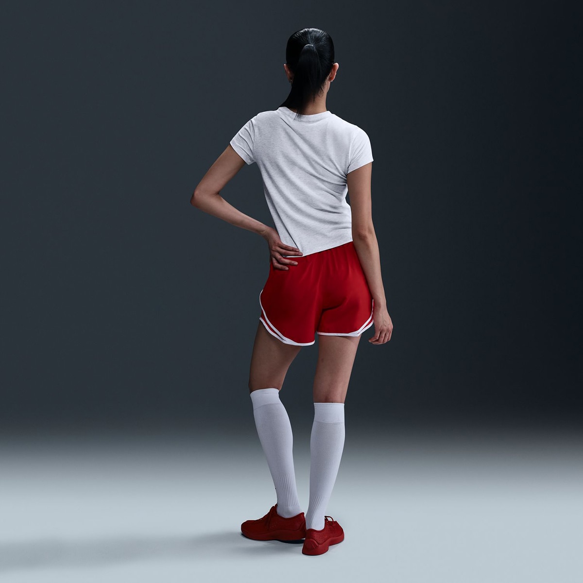 T-shirt de mulher Sportswear Nike Cinzento-2