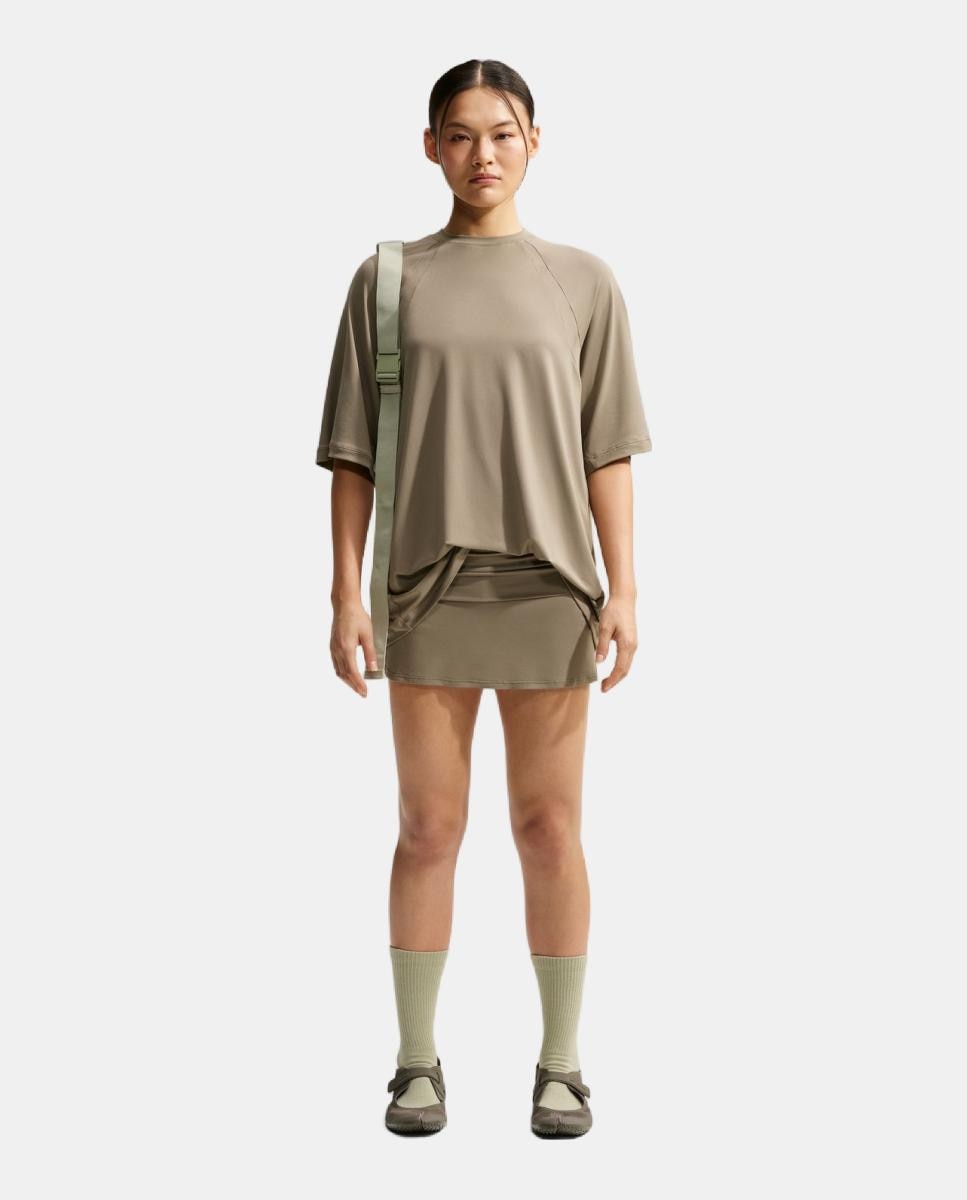 Imagen 0 de Camiseta de mujer Airy NikeSKIMS Marrón