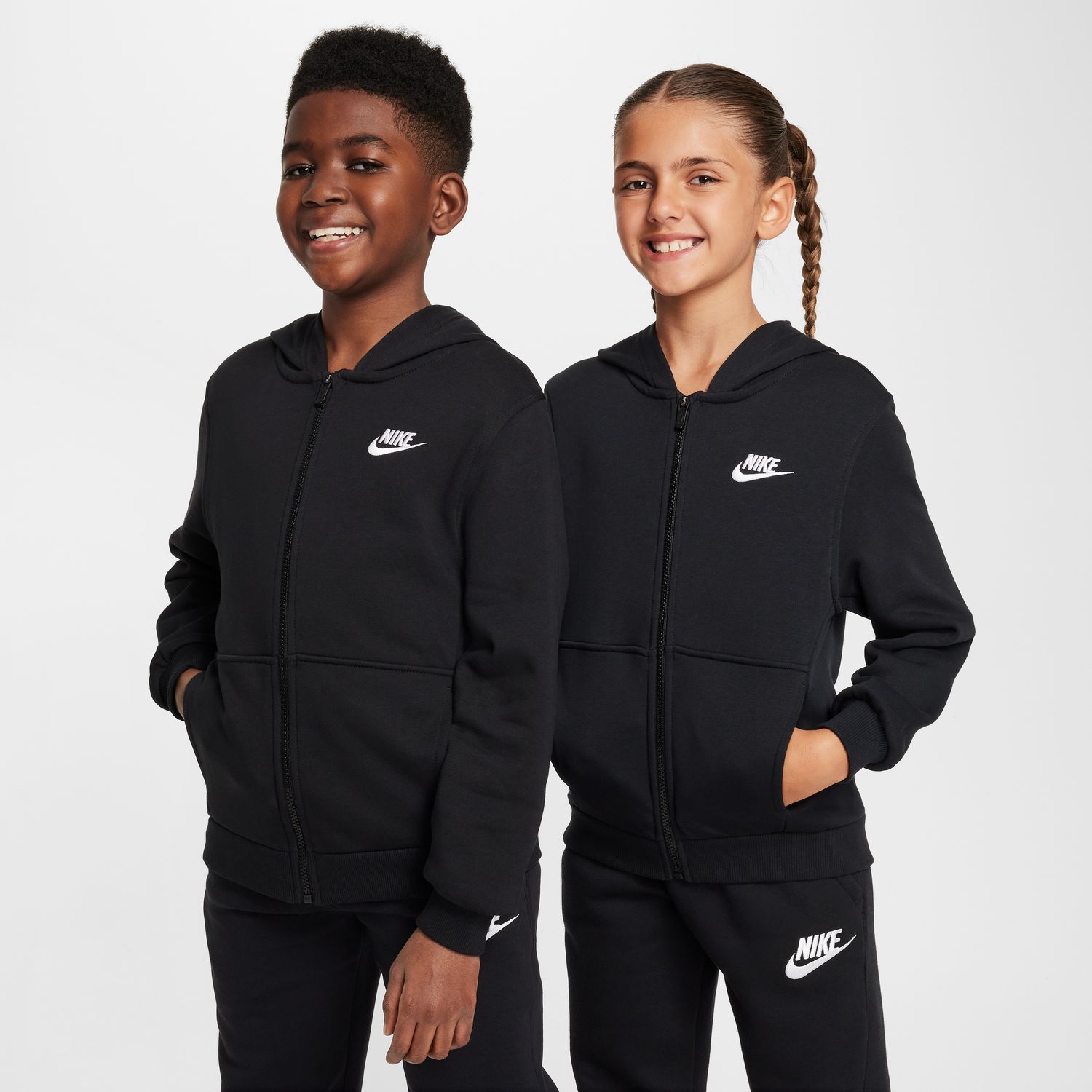 Imagen 0 de Sudaderas de Niño K NSW CLUB FT HD FZ LS LBR NIKE Negro