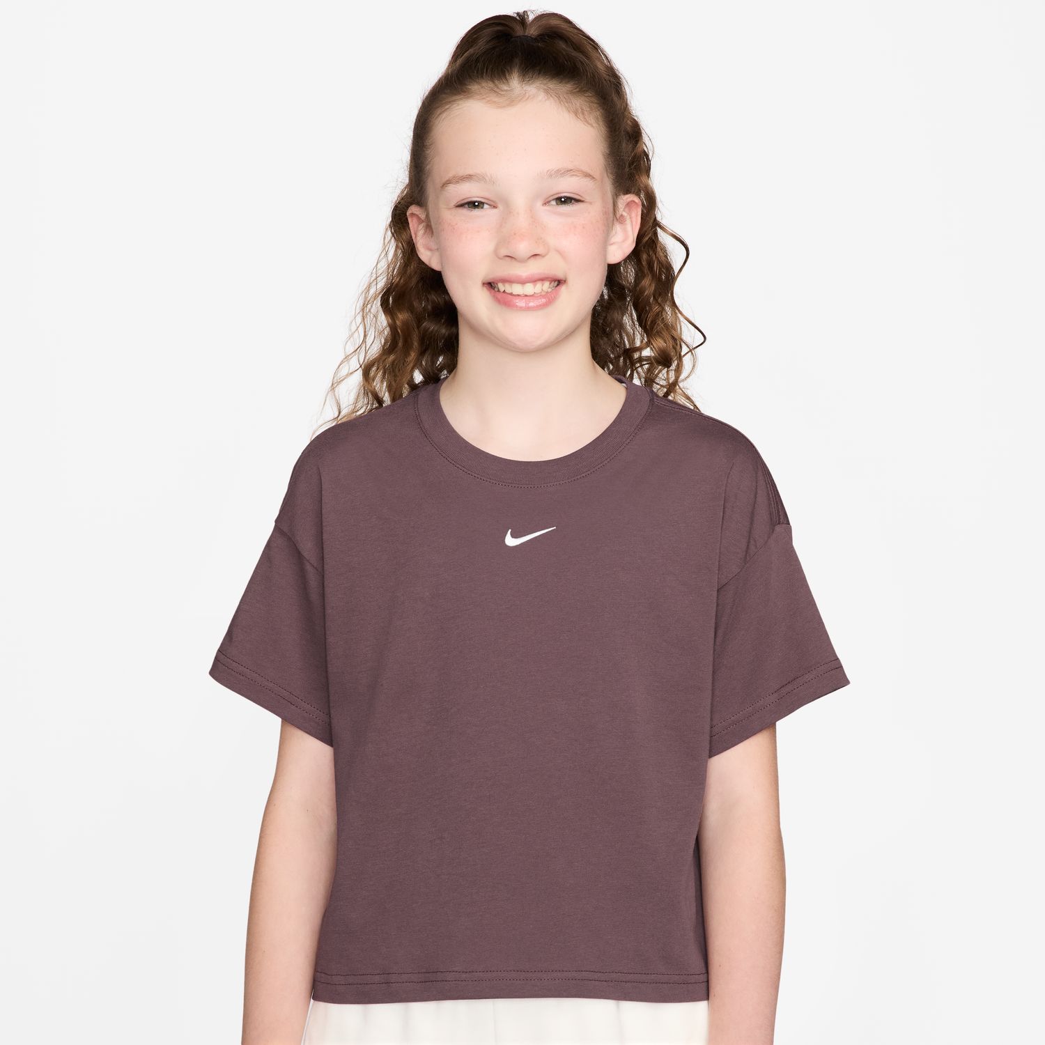 Imagem 0 de T-shirt de menina Sportswear Essential Nike