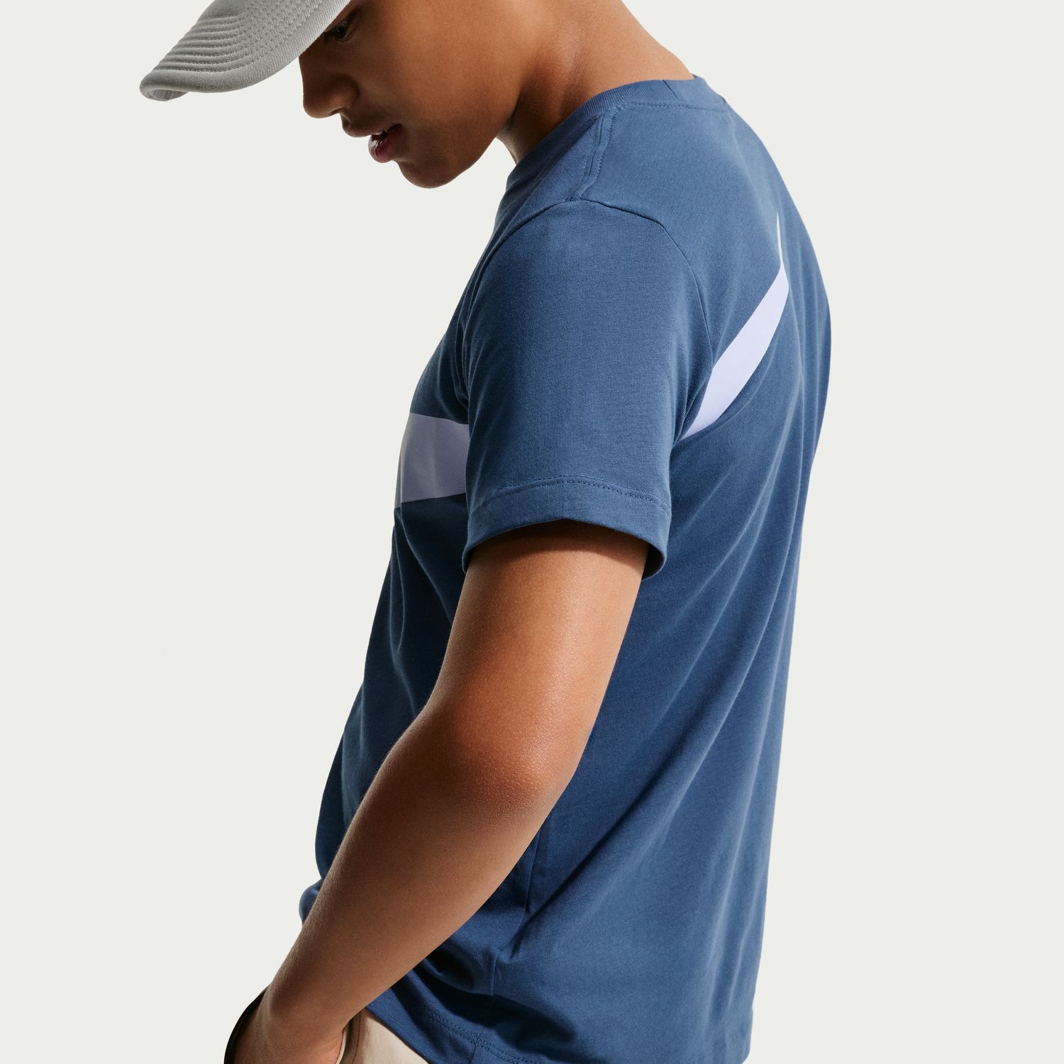 T-shirt de menino Sportswear Nike Azul-marinho-4