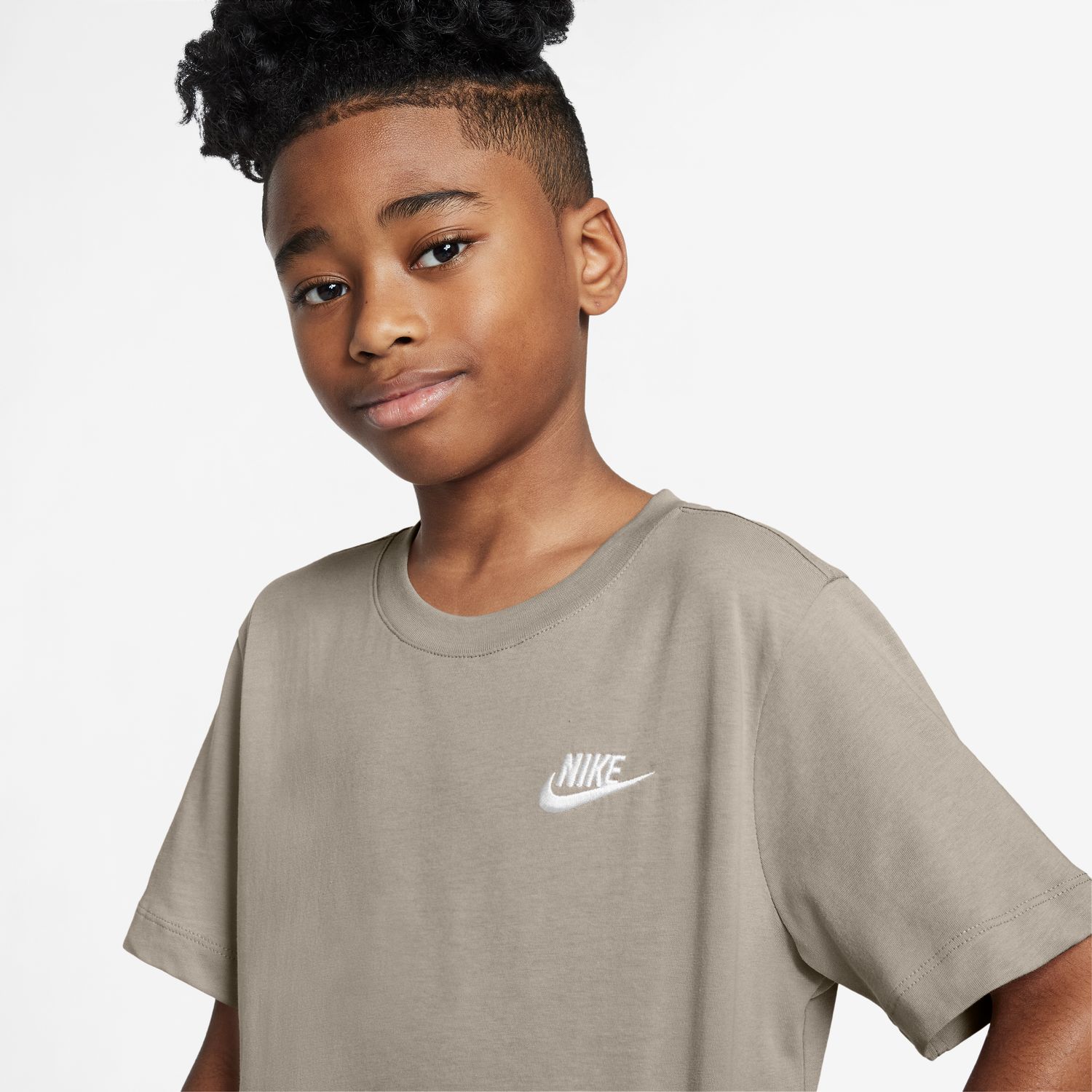 T-shirt de menino Sportswear Nike Bege-3