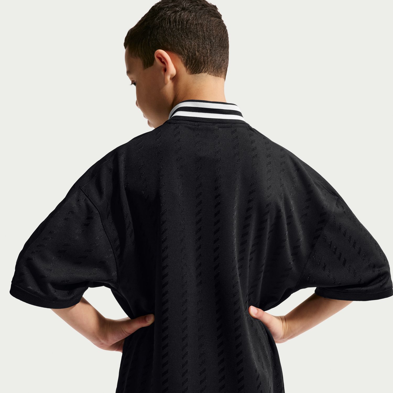T-shirt de menino Sportswear Nike Preto-7