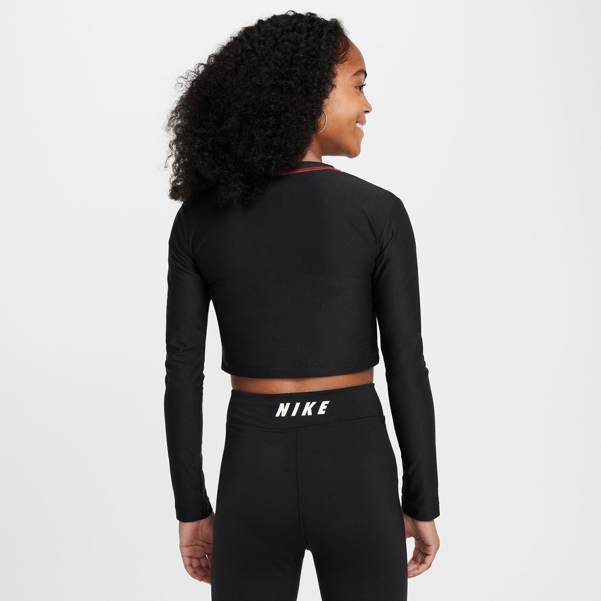 T-shirt de Menina Crop Top Preto-2