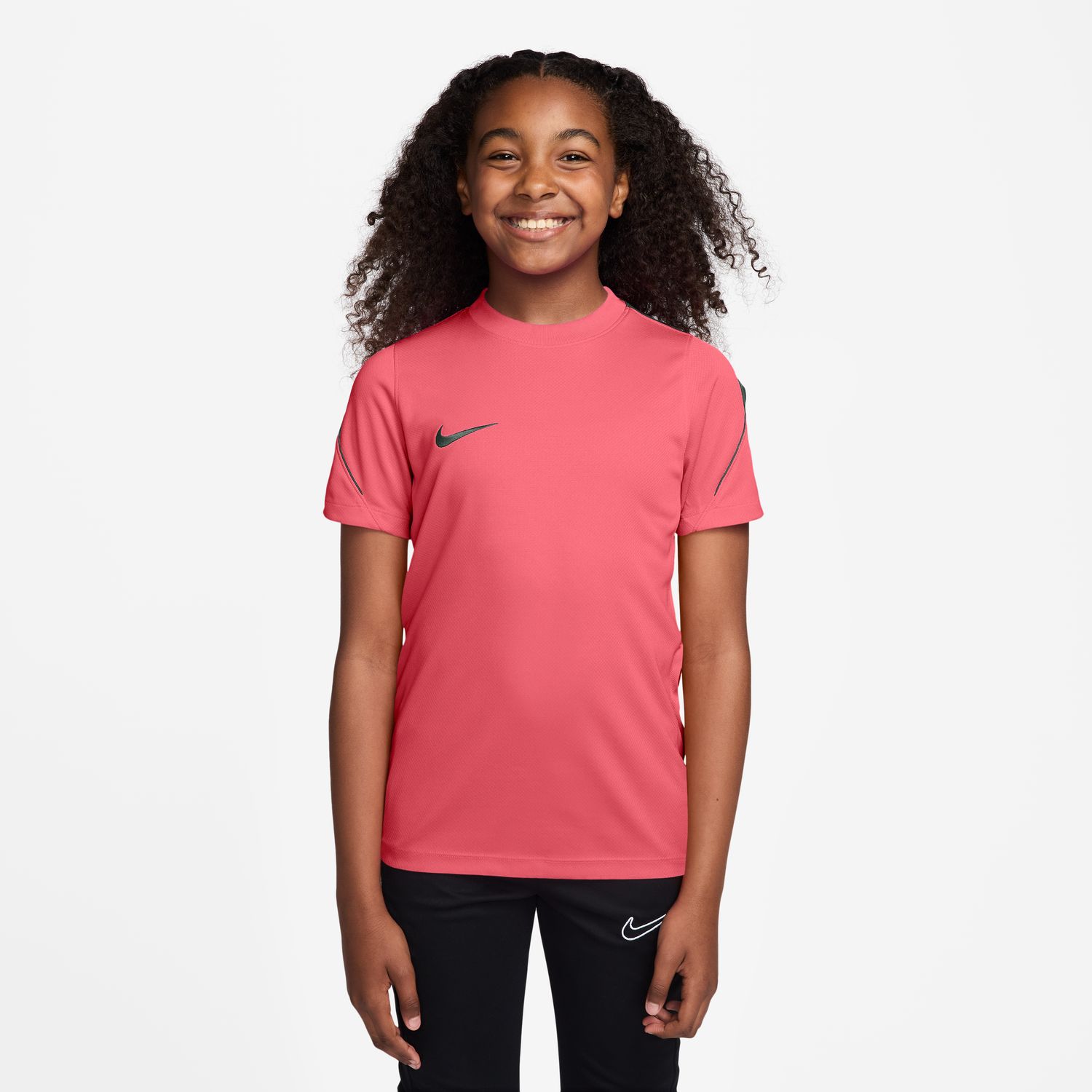 Imagem 0 de T-shirt de Criança Dri-FIT Strike