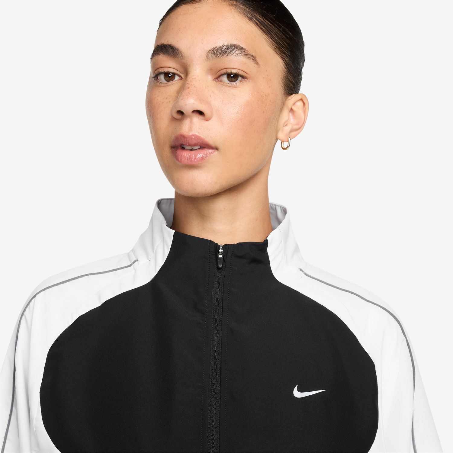 Casaco Corta-Vento de Mulher W Nk Tempo Swoosh DF Jkt Preto-3