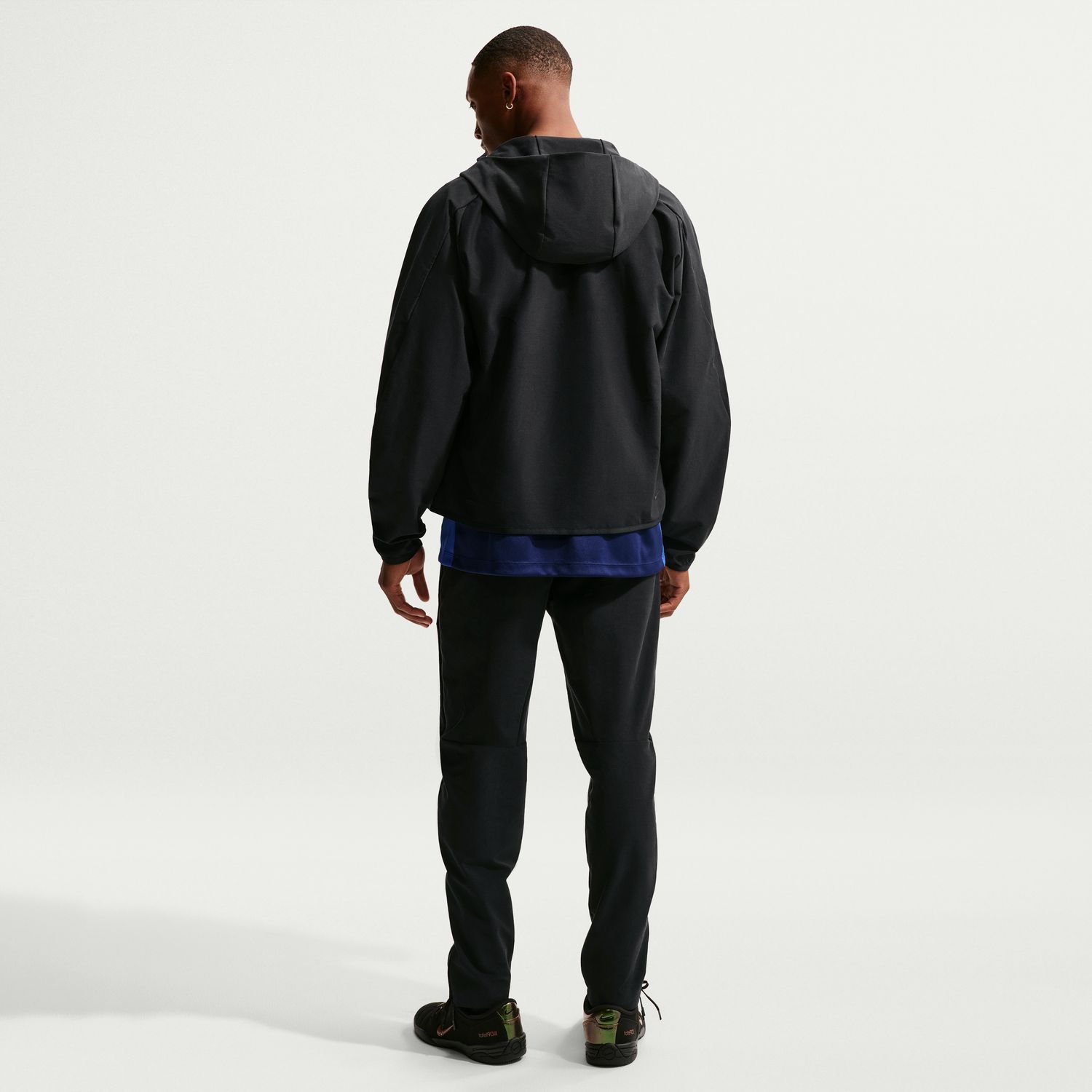 Sweatshirt de Homem M Tech Windrunner Preto-2