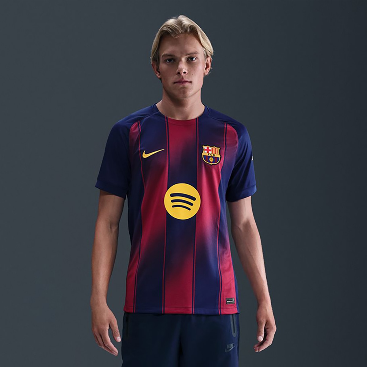 Imagem 0 de T-shirt de Homem 1.º Equipamento FC Barcelona 2025-2026 Stadium