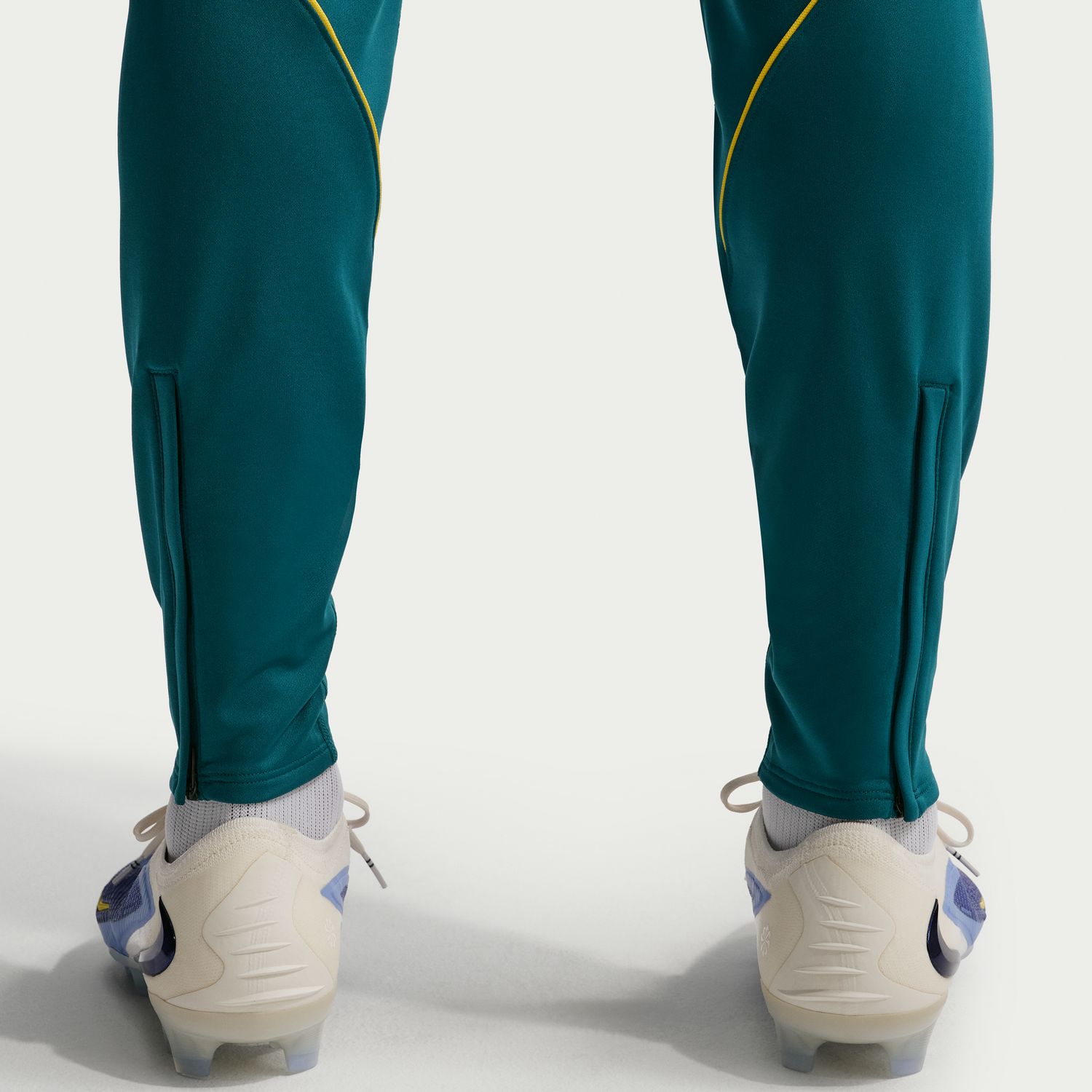 Calças de Homem Brasil 2026 Dri-FIT Strike Verde-5