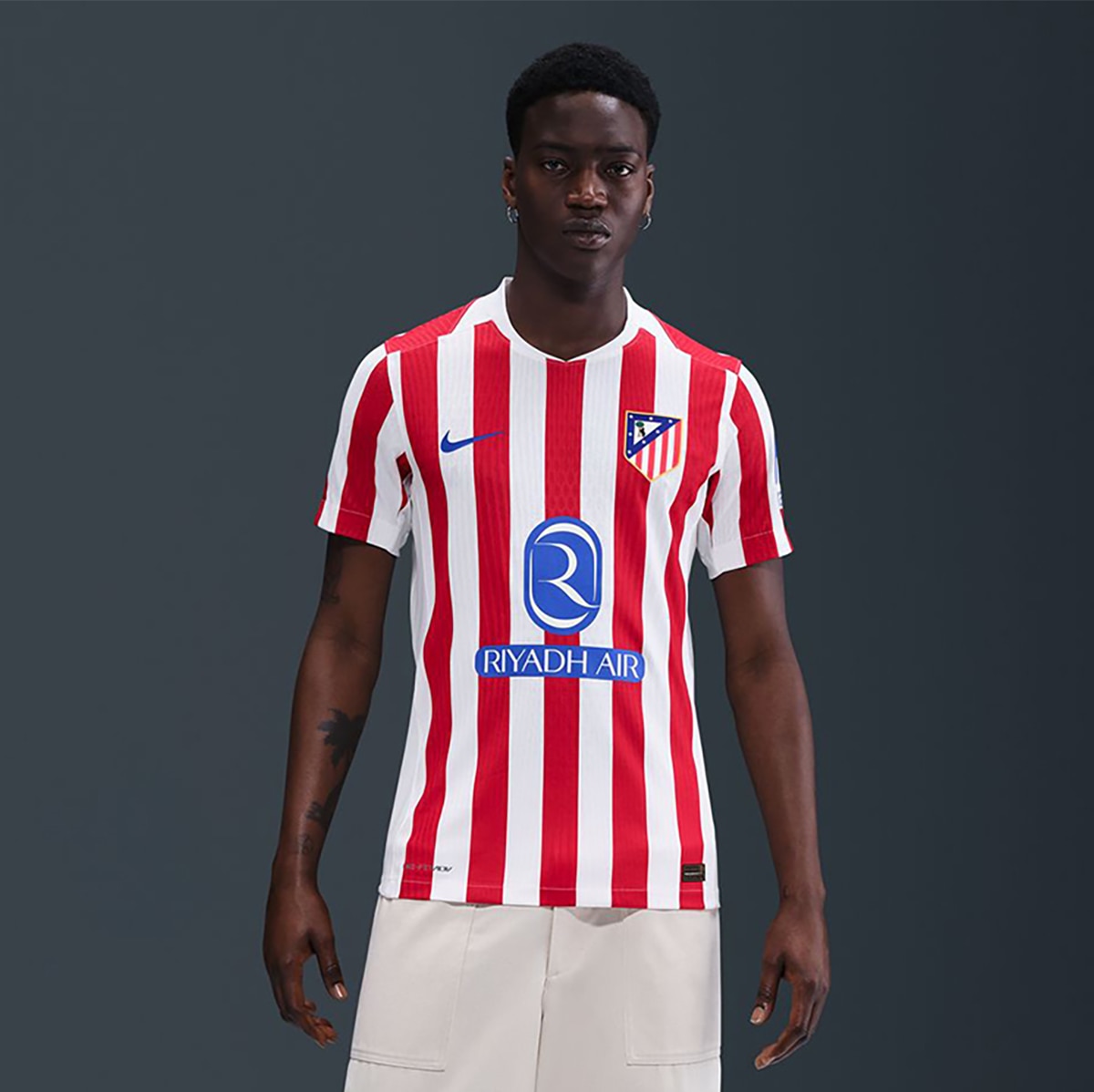 Imagem 0 de T-shirt de Homem 1.º Equipamento Atlético de Madrid 2025-2026 Match