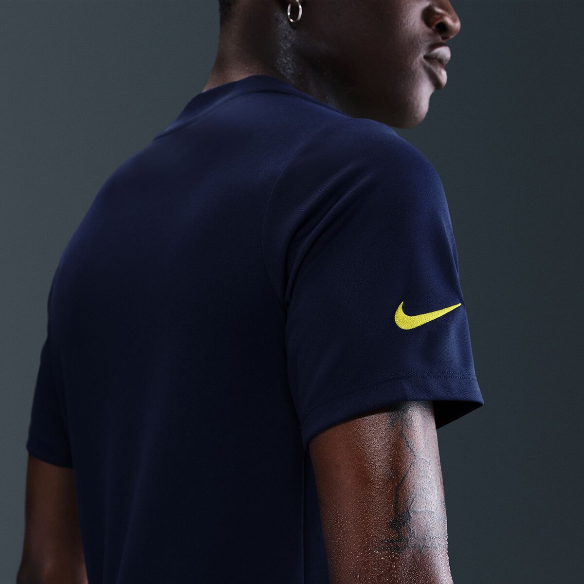 T-shirt de Homem Atlético de Madrid 2025-2026 Academy Azul / Amarelo-3