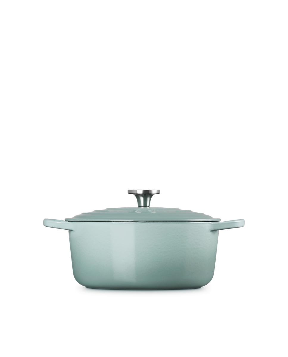 Imagen 3 de Cocotte redonda de hierro fundido Le Creuset - Verde claro 20 cm Verde claro