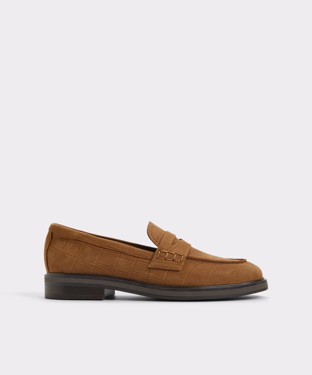 Imagen 0 de Mocasines planos de mujer con punta redonda Camel