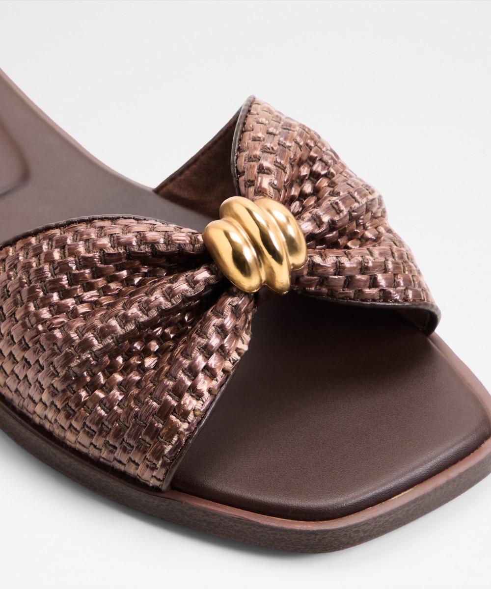 Sandalias planas de mujer con punta cuadrada - Aldo - Marrón Marrón-5