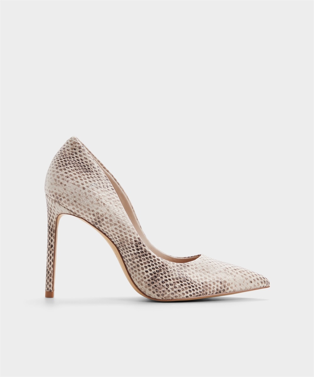Imagen 0 de Zapatos de salón de mujer con punta afilada Beige
