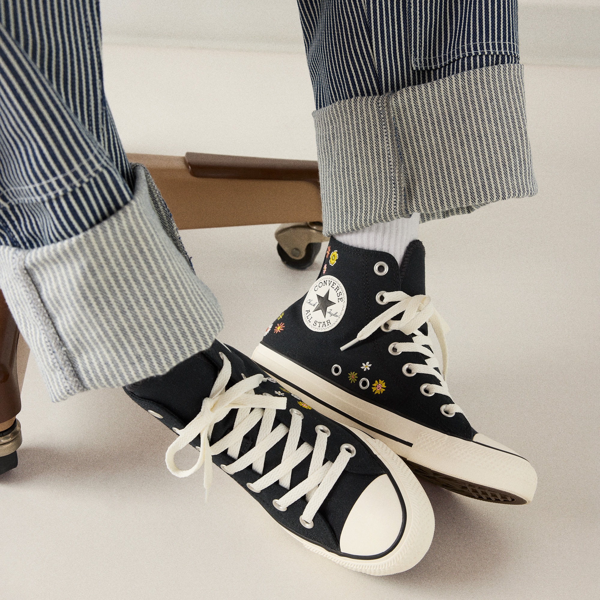 Zapatillas casual unisex Chuck Taylor All Star Eternal Sunshine Embroidered Converse - Negro Negro-2