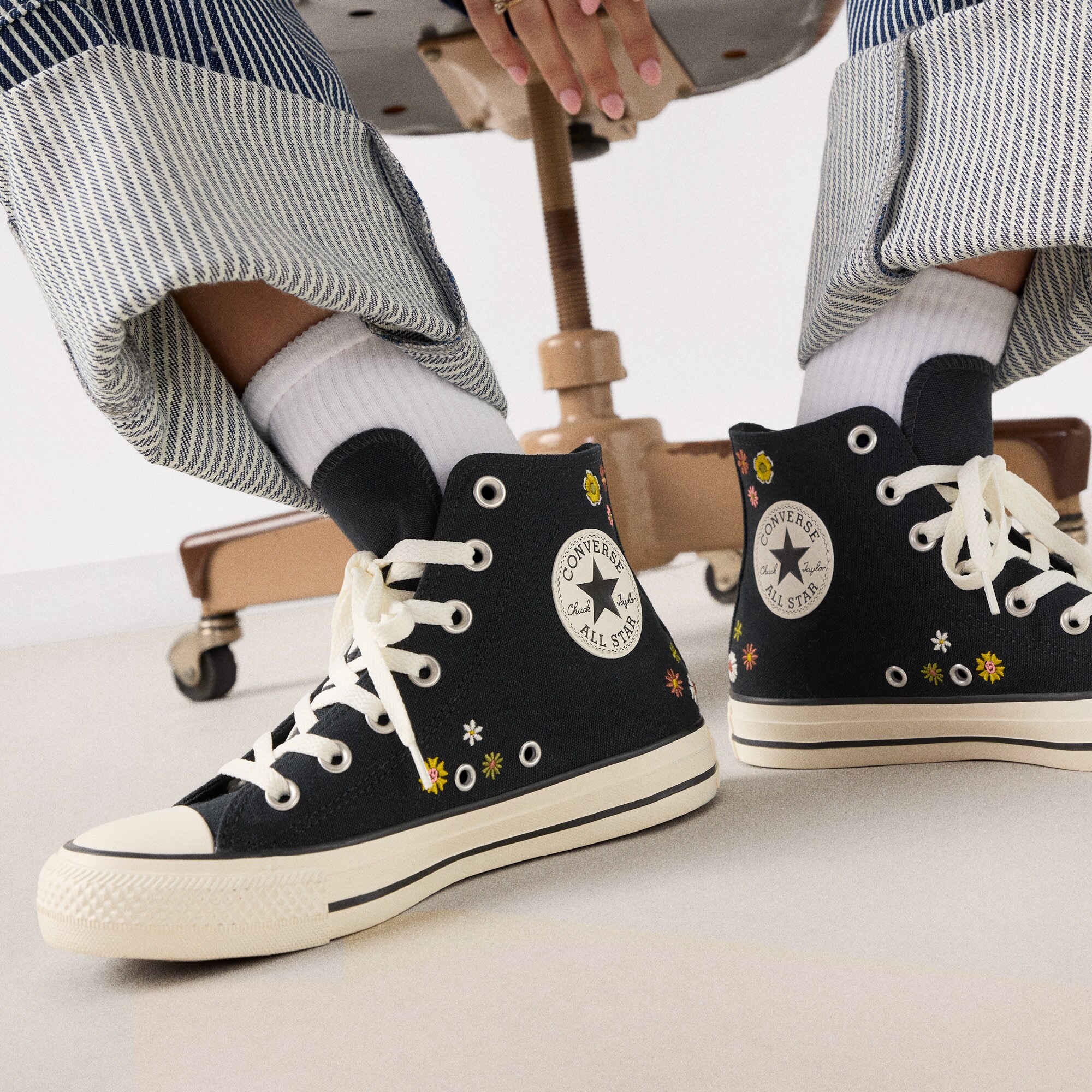 Zapatillas casual unisex Chuck Taylor All Star Eternal Sunshine Embroidered Converse - Negro Negro-5