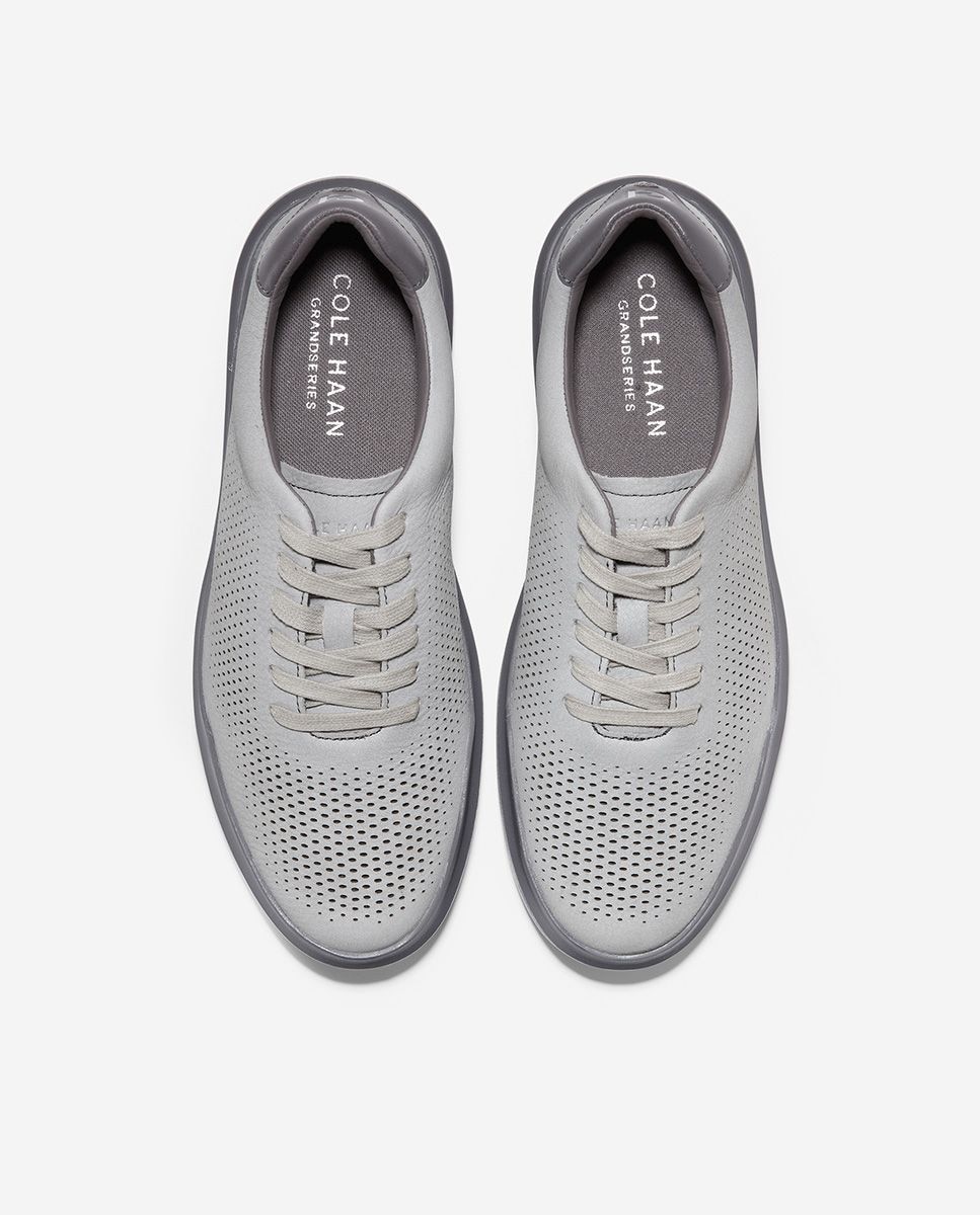 Zapatillas deportivas de hombre confeccionadas en nobuck perforado - Cole Haan - Gris claro Gris claro-5