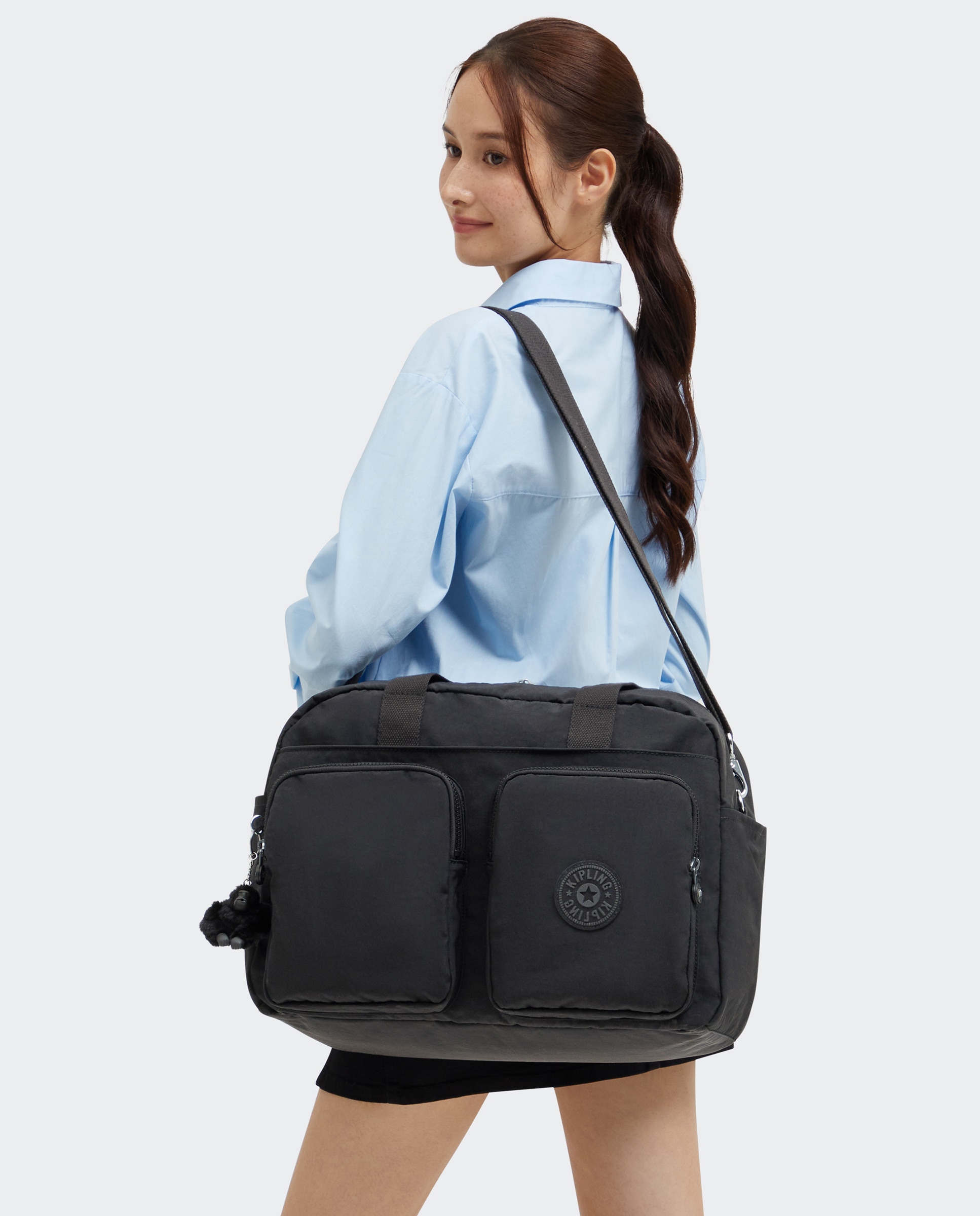 Bolso de hombro mediano con bolsillos de cremallera y compartimento para portátil - Kipling - Negro Negro-2