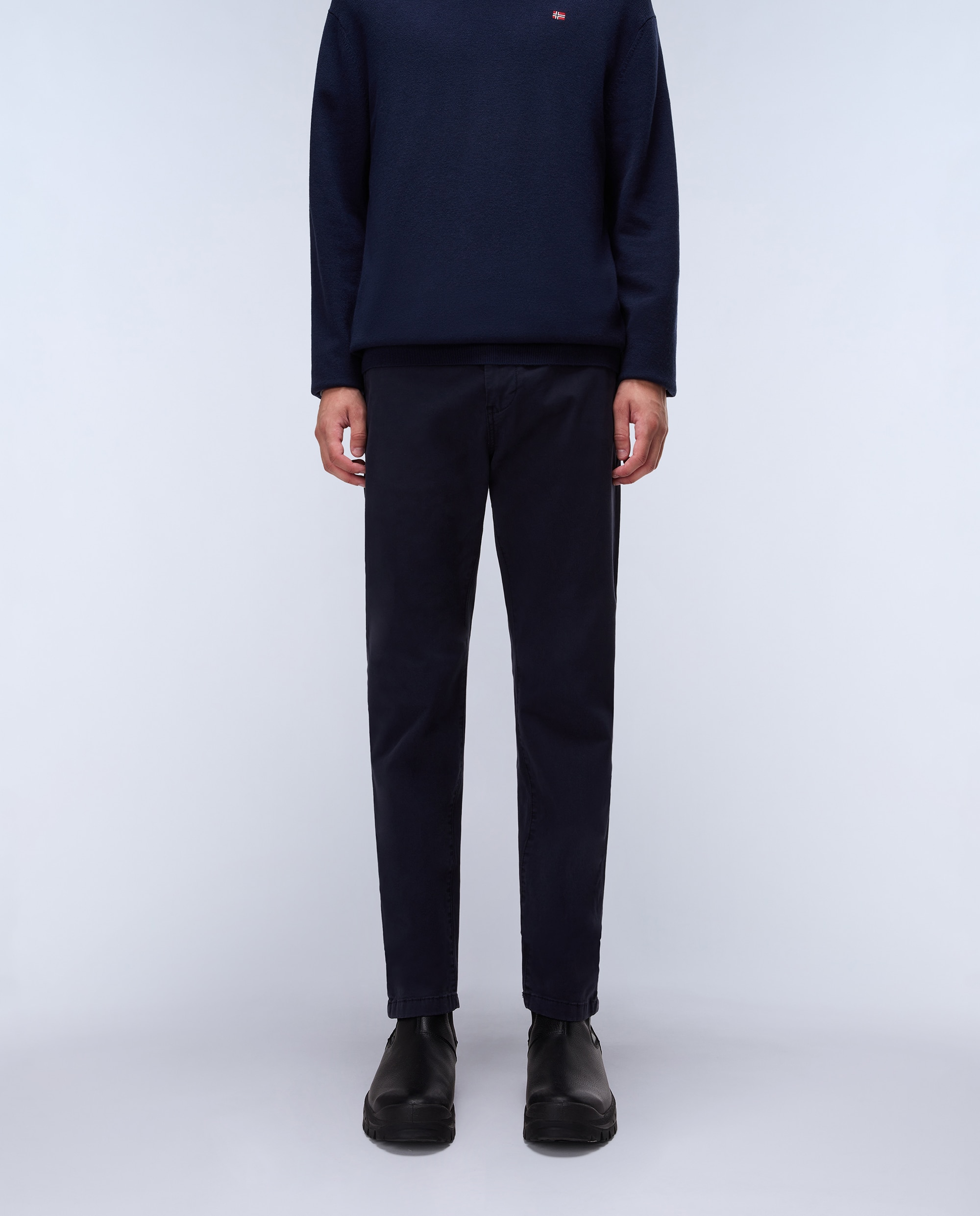Napapijri - Chino de hombre de corte regular.