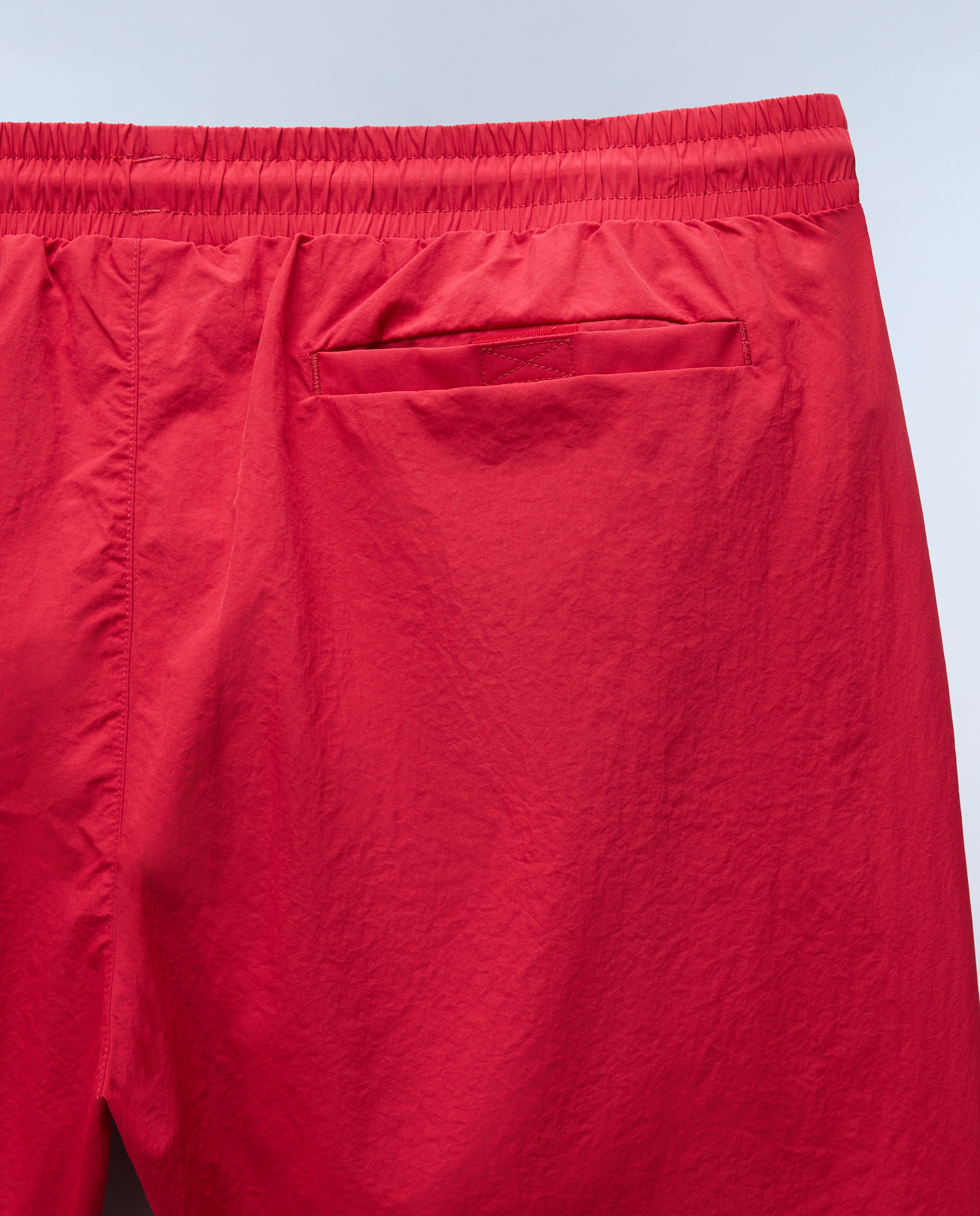 Imagen 4 de Bañador tipo bermuda de hombre haldane liso - Azul Rojo cereza