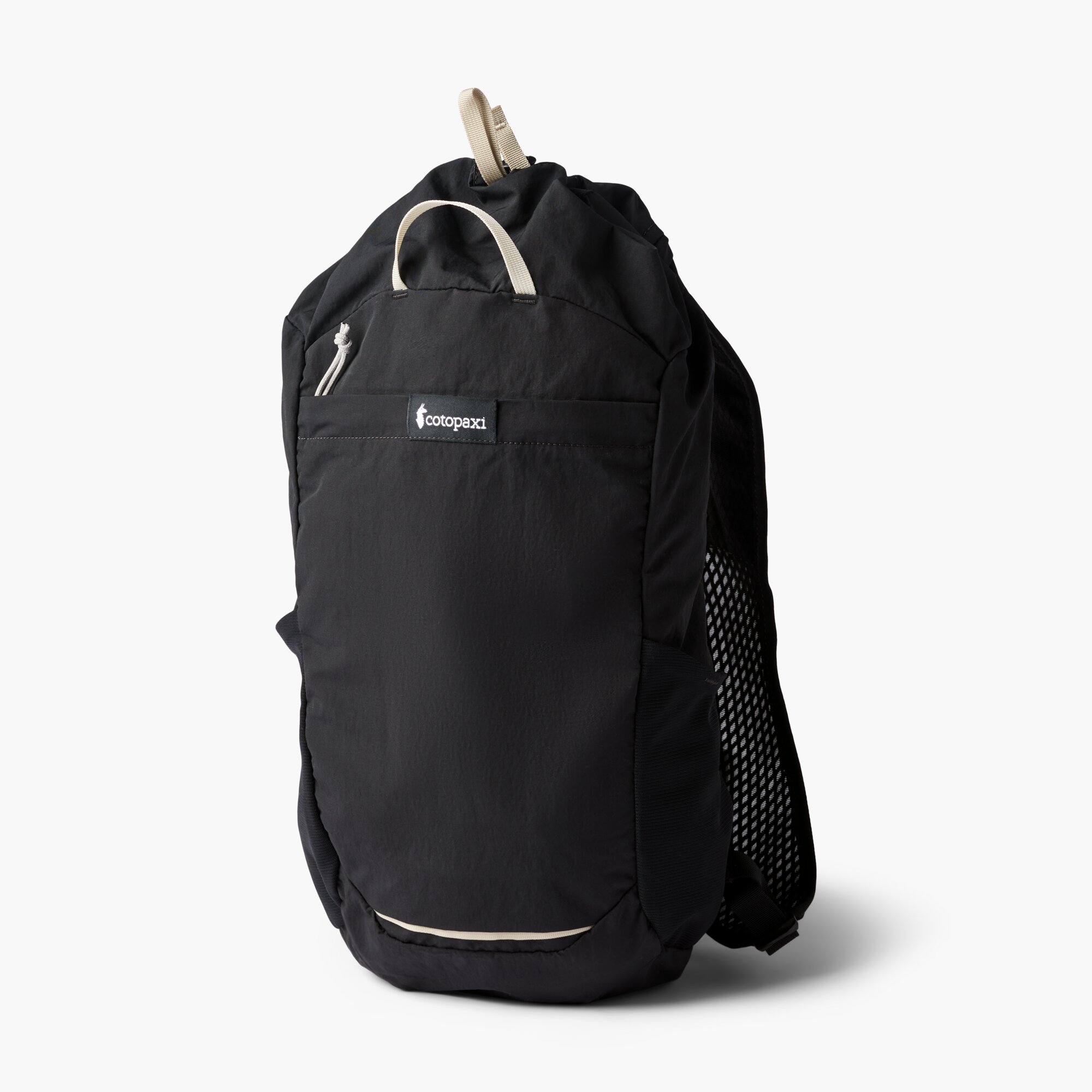 Imagen 1 de Mochila Empacable de 16L ligera con materiales 100% reciclados Negro