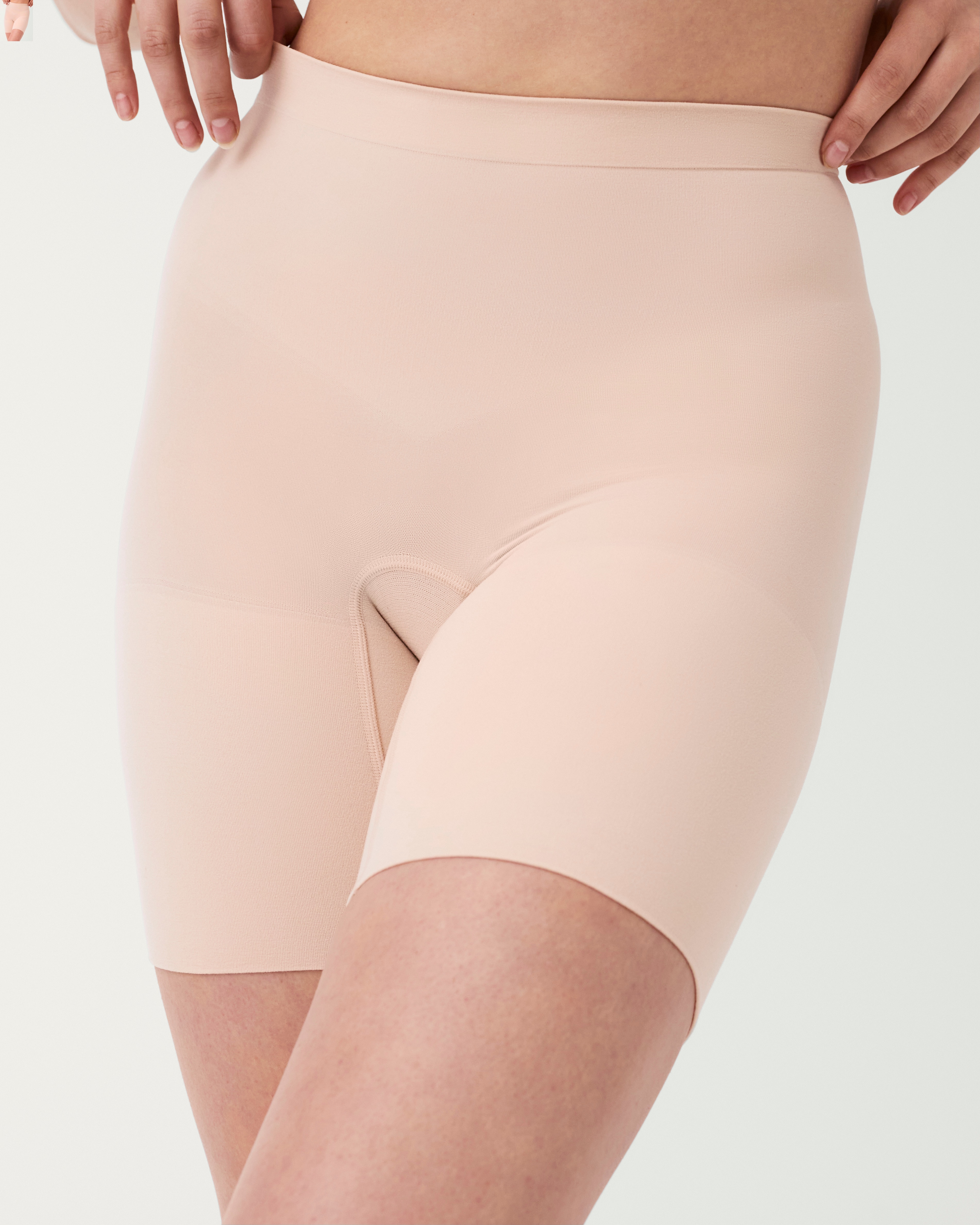 Imagen 0 de Pantalón faja a media pierna seamless power spanxsculpt™ Beige