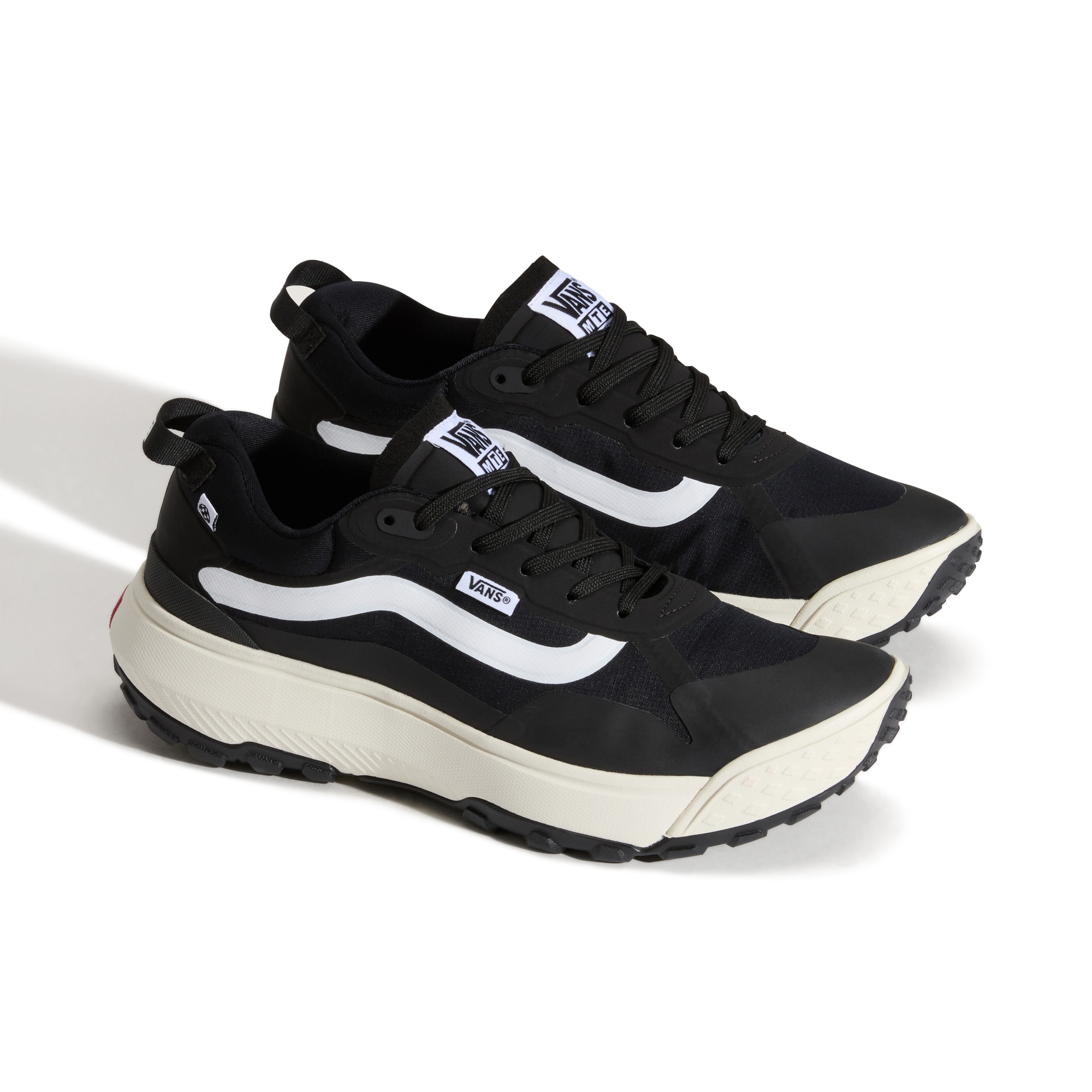 Zapatillas casual unisex MTE Crosspath Vans - Negro / Blanco Negro / Blanco-2