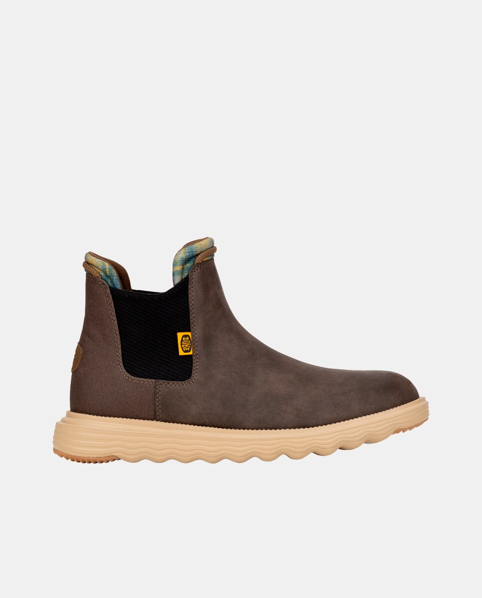 Imagen 0 de Una bota con clase para hombres con clase. el modelo branson classic está helaborado con piel sintética repelente al agua, suela flexible ultra ligera y tacos de goma para una mayor tracción. disfruta de la comodidad y el estilo de heydude™. sus principa Marrón