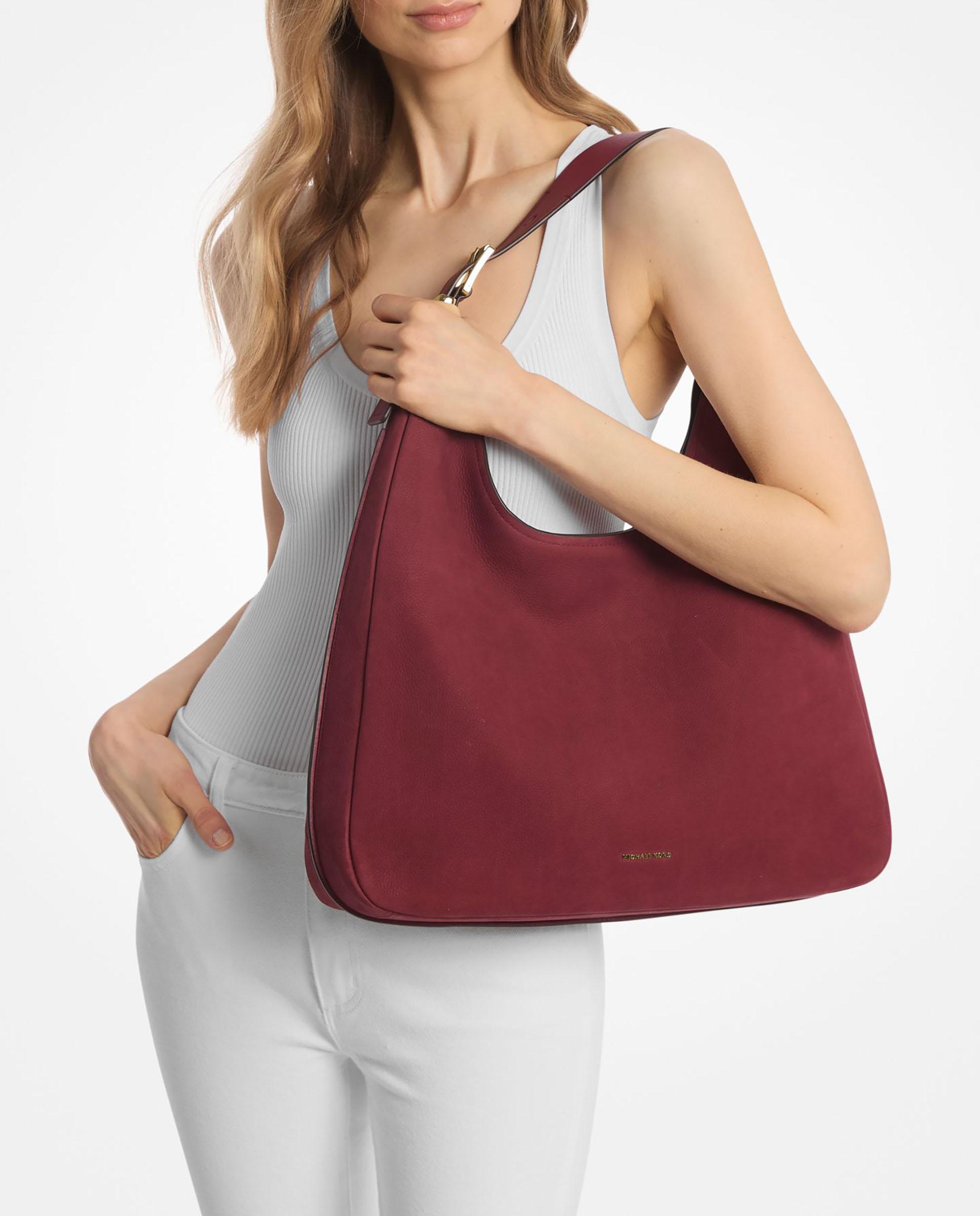 Imagen 2 de Bolso de hombro hobo nolita grande de nobuck - Michael Michael Kors - Granate Granate