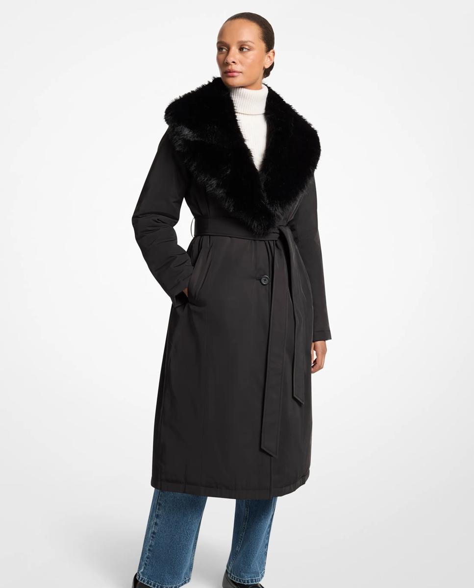 Imagen 0 de Gabardina de mujer con ribete de pelo sintético y cinturón Negro