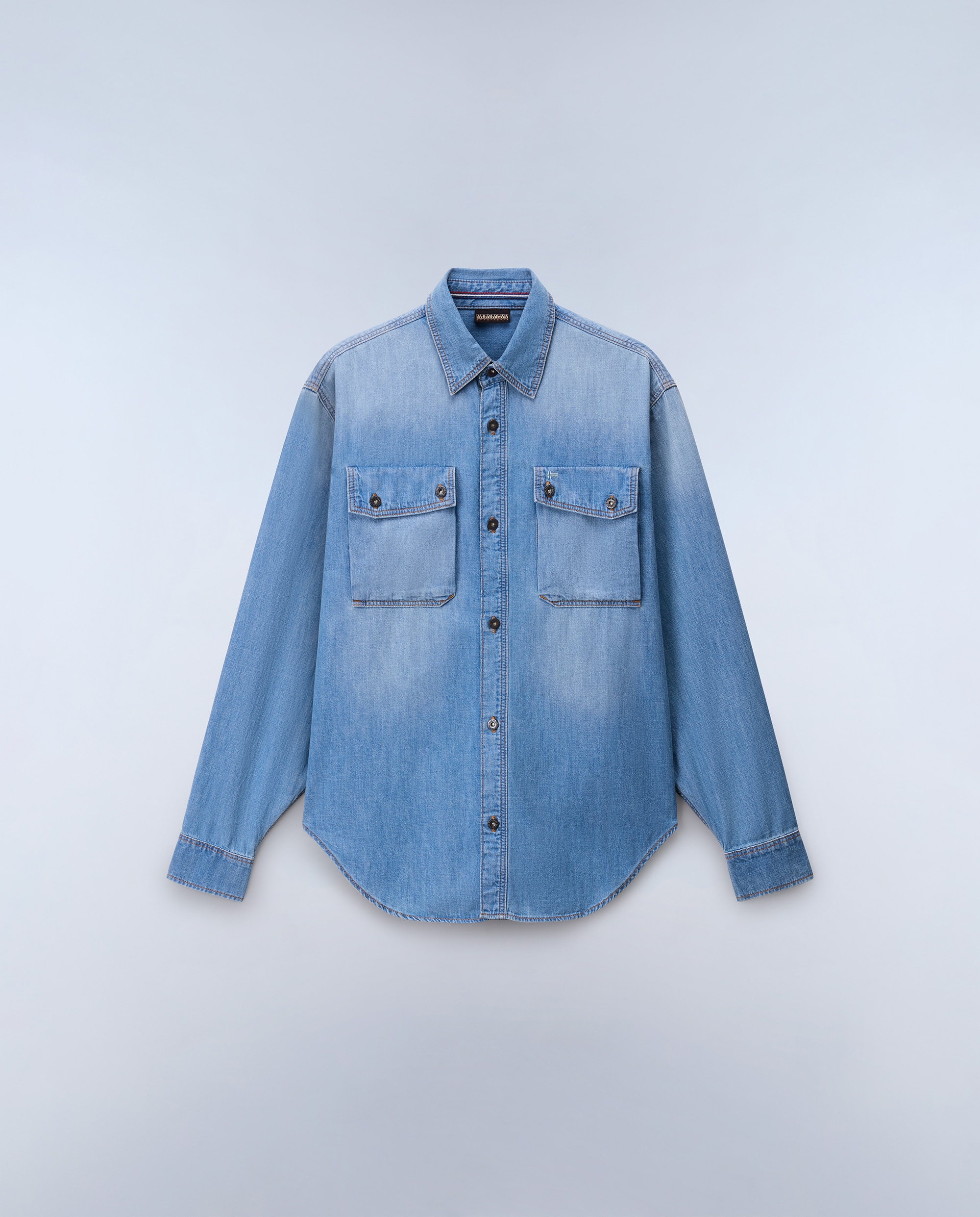 Imagen 6 de Camisa vaquera de hombre de corte relaxed - Napapijri - Azul claro Azul claro