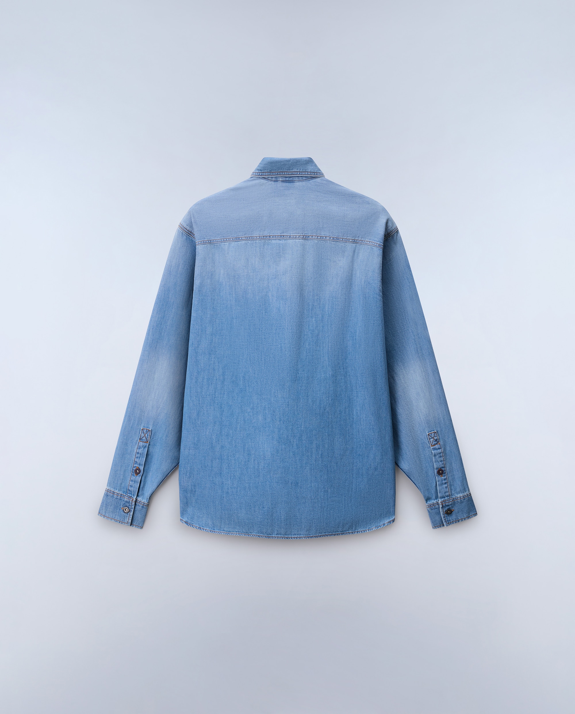 Imagen 5 de Camisa vaquera de hombre de corte relaxed - Napapijri - Azul claro Azul claro